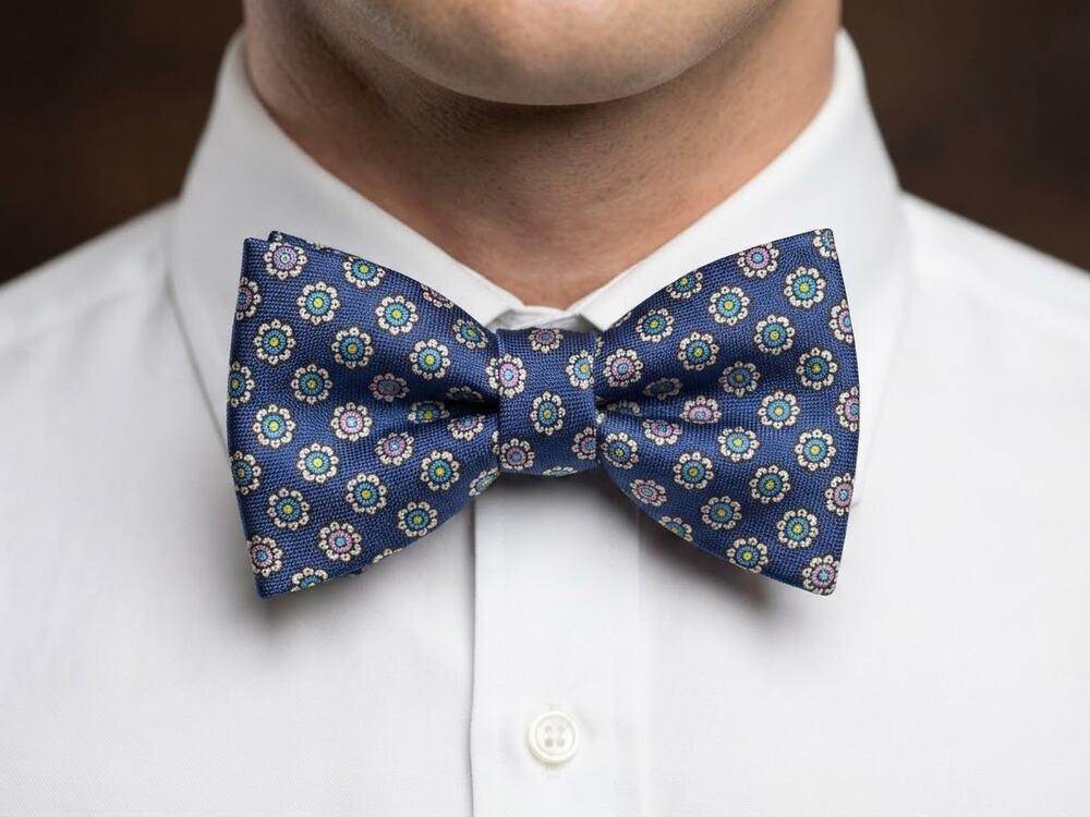 NWT Daniel Cremieux blue green yellow pink floral medallion silk cotton bow tie